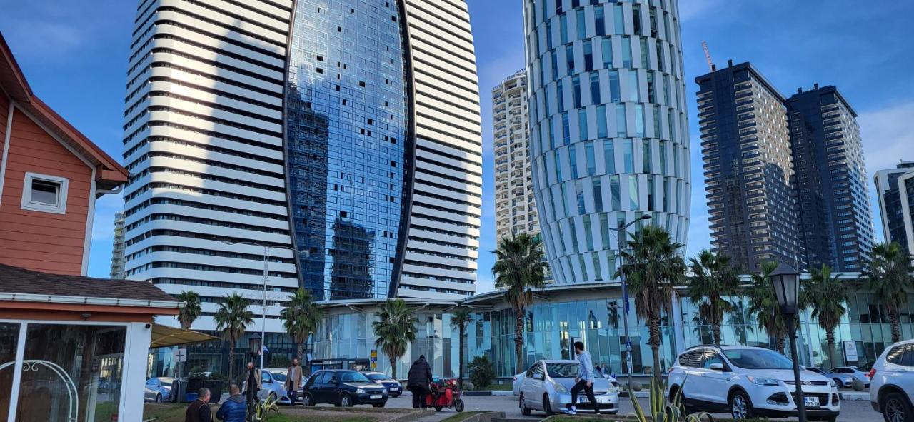 Black Sea Apartments Alliance Palace Batumi Exteriör bild