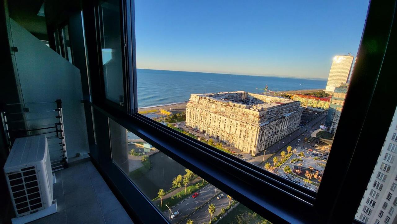Black Sea Apartments Alliance Palace Batumi Exteriör bild